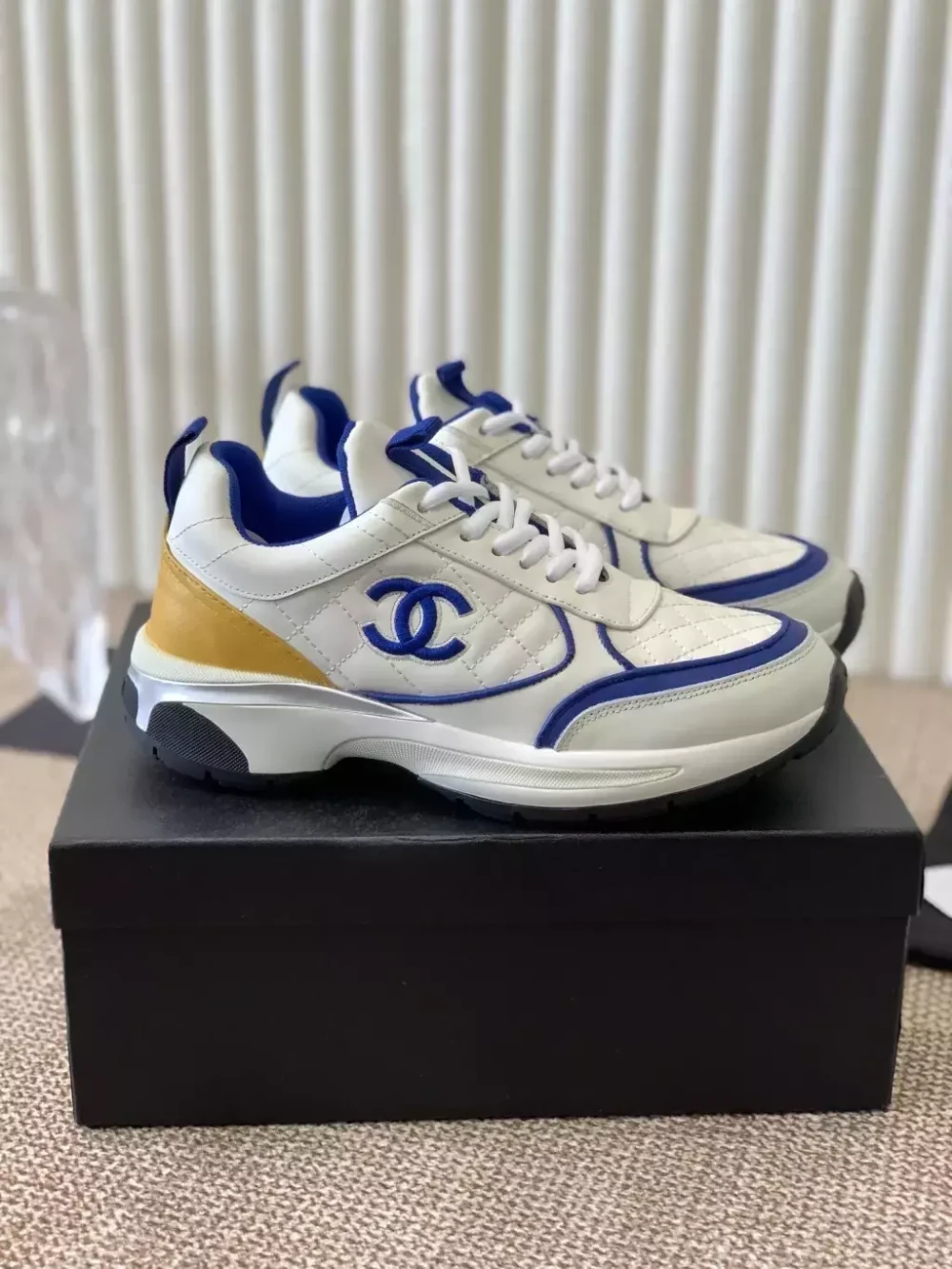 CHNL / Sneaker / White - image