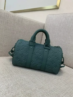 LV / Keepall / Green