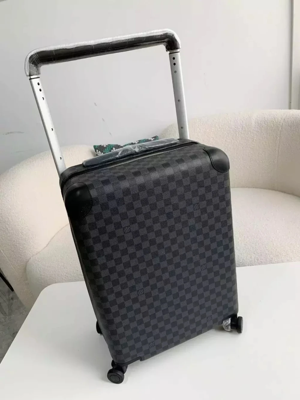 LV / Horizon 55 / Damier Graphite Black Trim - image