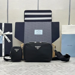 Prd / Crossbody / Black