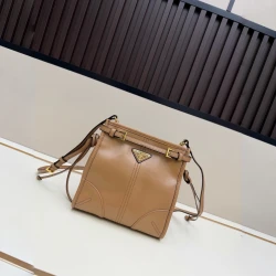 Prd / Crossbody / Brown