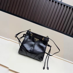 Prd / Crossbody / Black