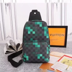LV / Avenue Sling / Green / 20 x 31 x 10 см