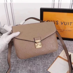 LV / Pochette Métis / Beige / 25 x 19 x 7 см