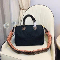 LV / Speedy Bandoulière 30 / Black / 30 x 21 x 17 cm