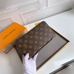 LV / Zippy XL / Monogram / 22 x 12 x 4 cm