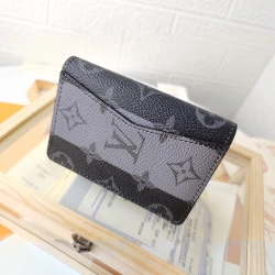 LV / Multiple Wallet / Graphite / 11 x 7 x 2 cm