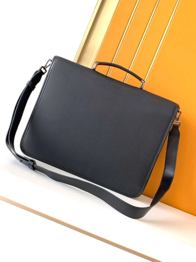 CD / Messenger Bag / Black / 37x29x8 cm - image
