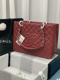 CC / Flap Bag / Red / 24 x 33 x 13 cm