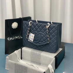 CC / Flap Bag / Blue / 24 x 33 x 13 cm