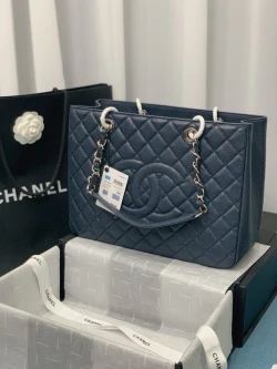 CC / Flap Bag / Blue / 24 x 33 x 13 cm