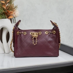 CC / Mini Flap Bag / Brown / 22 x 15 x 12 cm