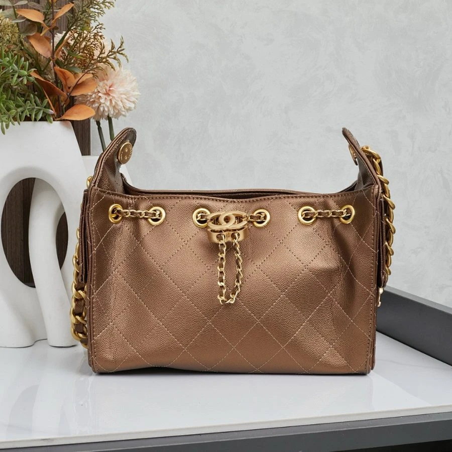 CC / Mini Flap Bag / Brown / 22 x 15 x 12 cm - image
