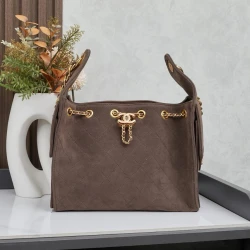 CC / Mini Flap Bag / Pink / 22 x 15 x 12 cm