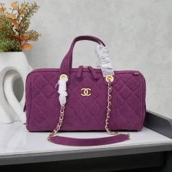 CC / Flap Bag / Pink / 31 x 17 x 13 cm