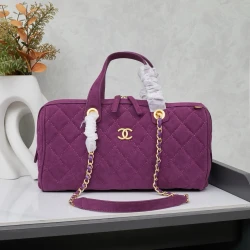 CC / Flap Bag / Pink / 31 x 17 x 13 cm