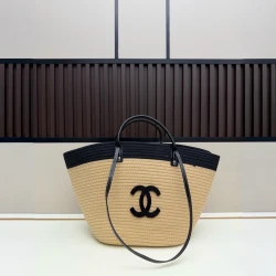 CC / Flap Bag / Brown
