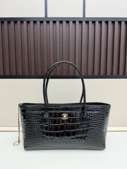 CC / Tote Bag / Red