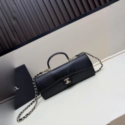 CC / Top Handle Bag / Red / 8 x 25 x 5 cm