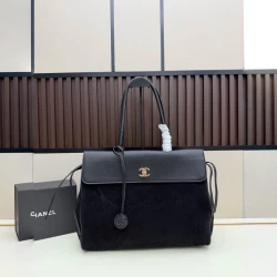 CC / Flap Bag / Black