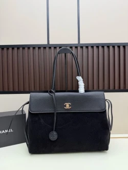 CC / Flap Bag / Black