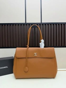 CC / Flap Bag / Brown
