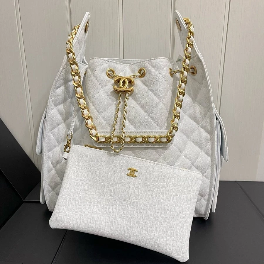 CC / Flap Bag / White - image