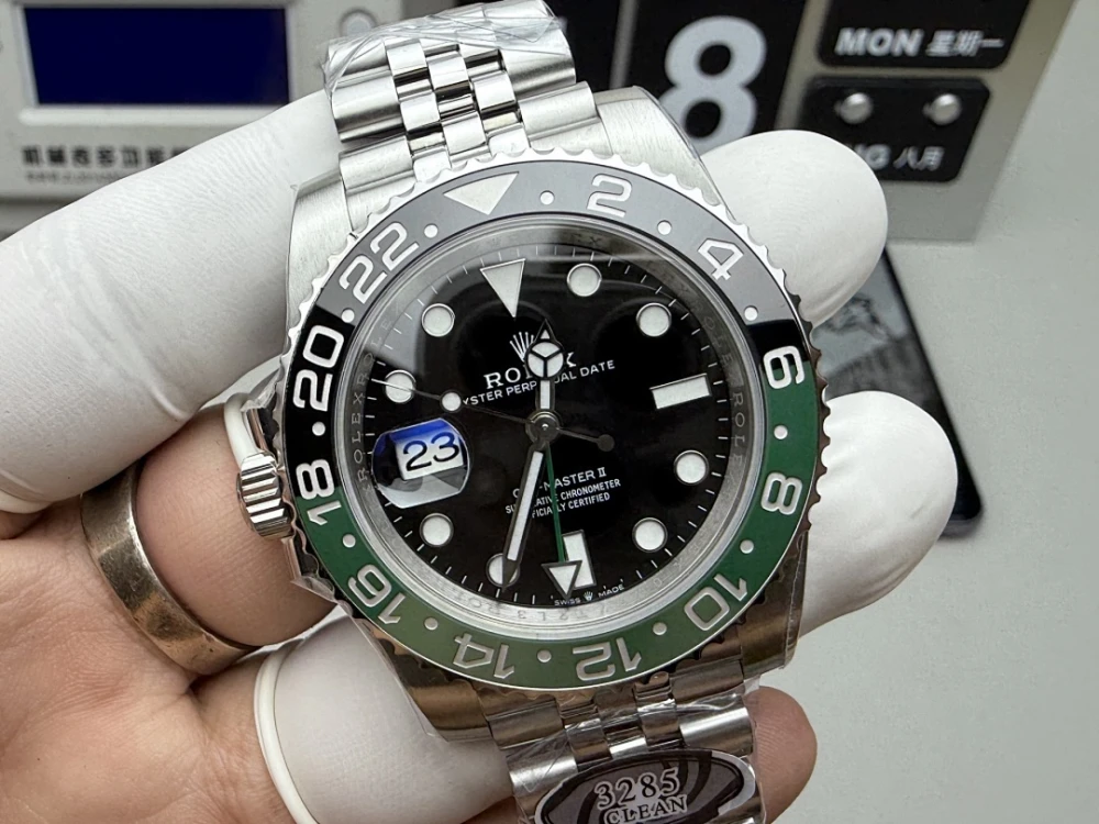 RLX Watch / Green - image