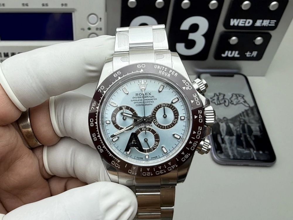 RLX Watch / Light Blue - image