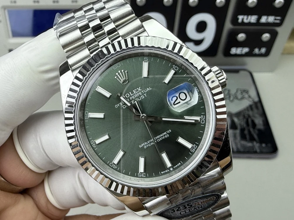 RLX Watch / Green - image