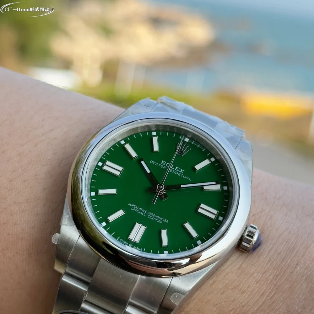RLX Watch / Green - image