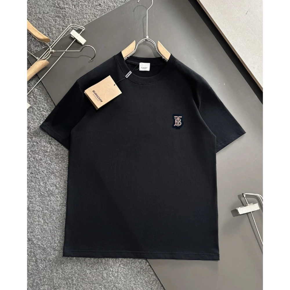 Model T-Shirt 003 / Black - image