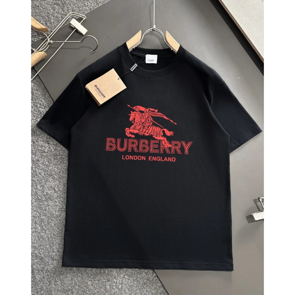 Model T-Shirt 005 / Black - image