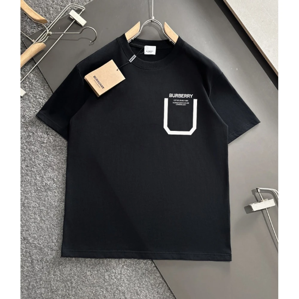 Model T-Shirt 006 / Black - image