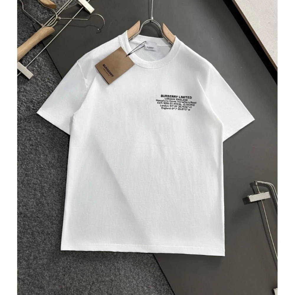 Model T-Shirt 009 / White - image