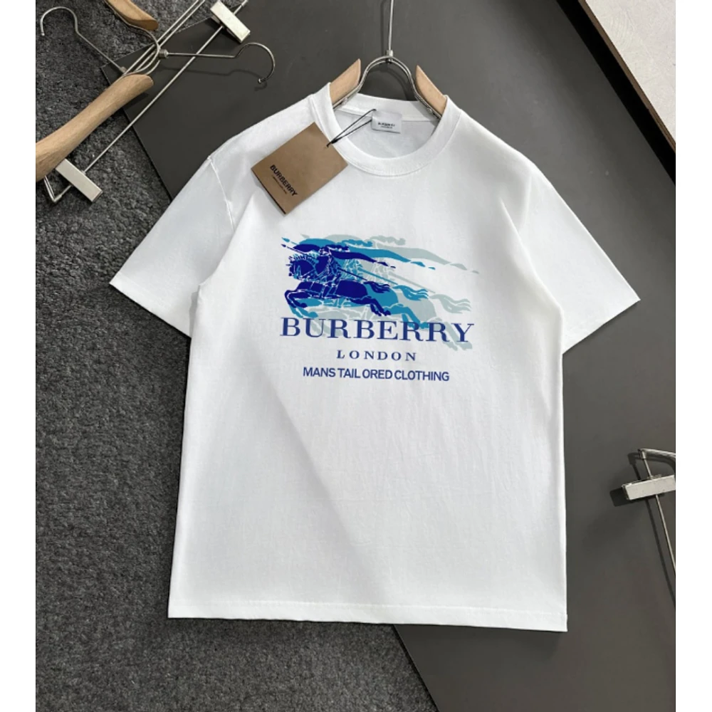 Model T-Shirt 010 / White - image