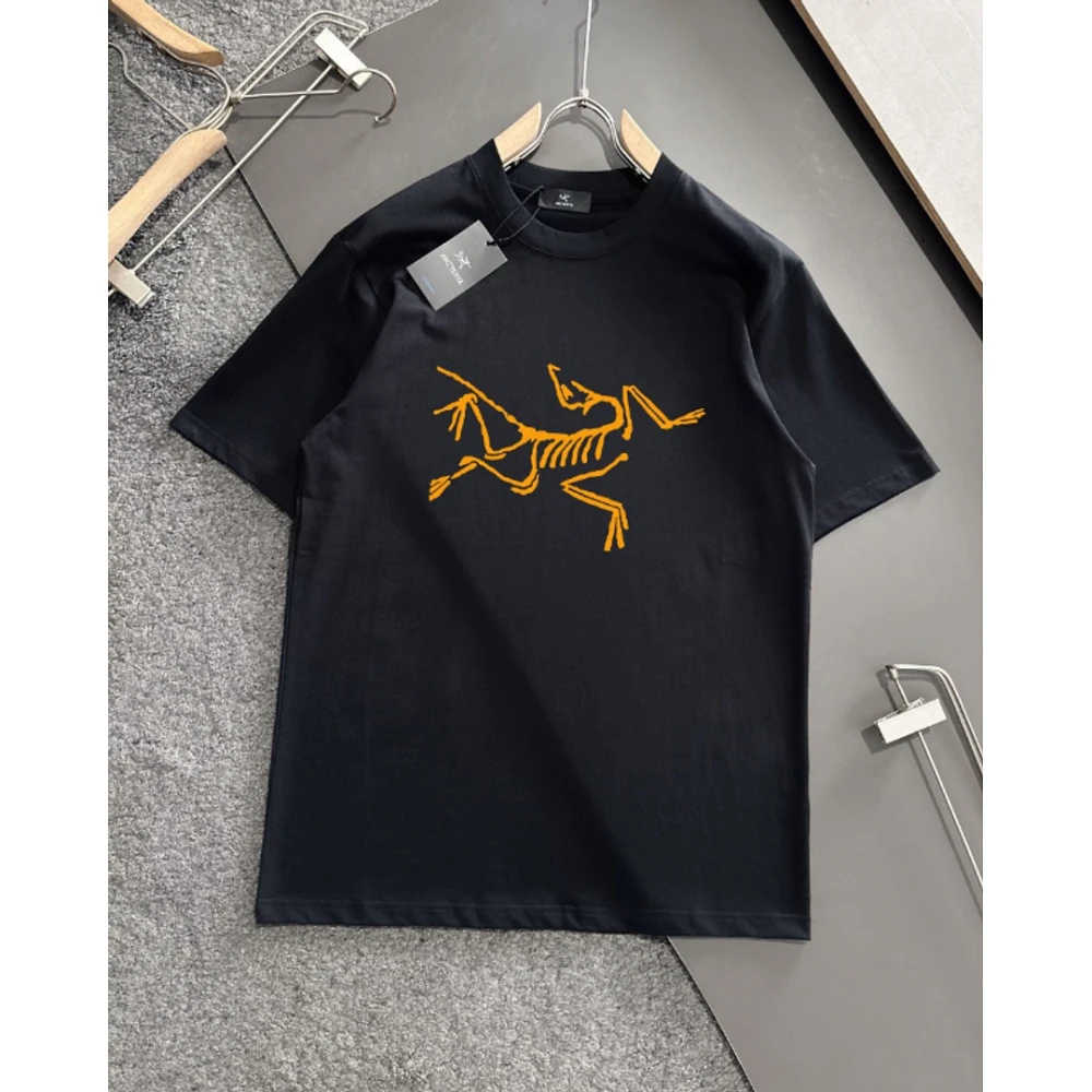 Model T-Shirt 031 / Black - image
