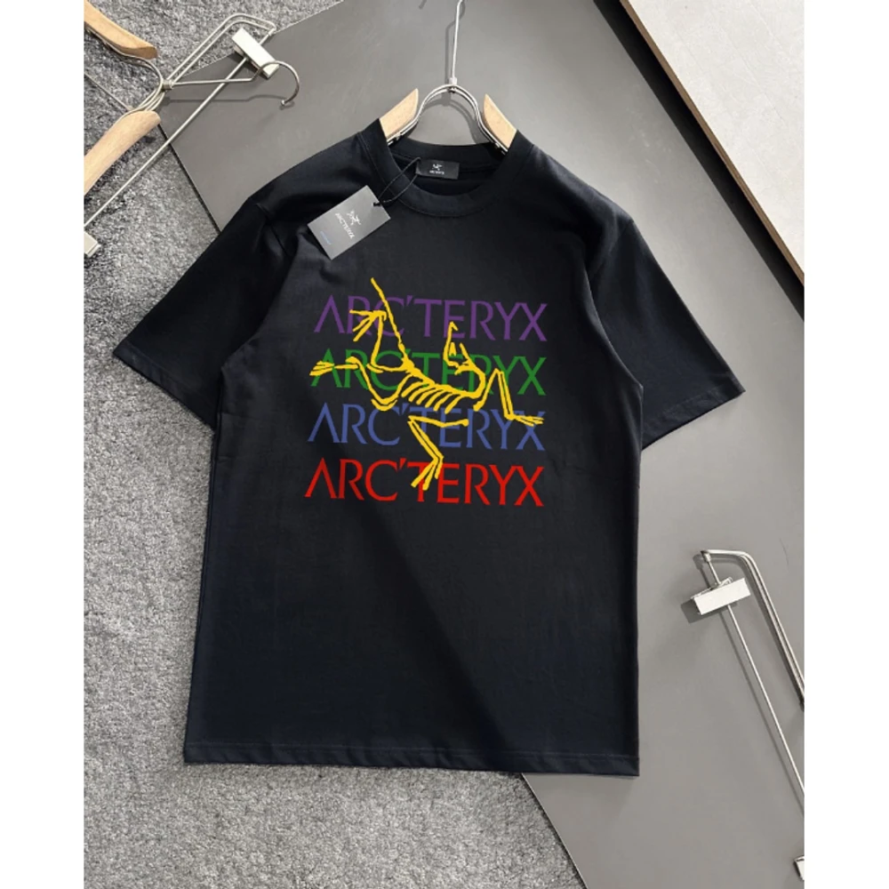 Model T-Shirt 035 / Black - image