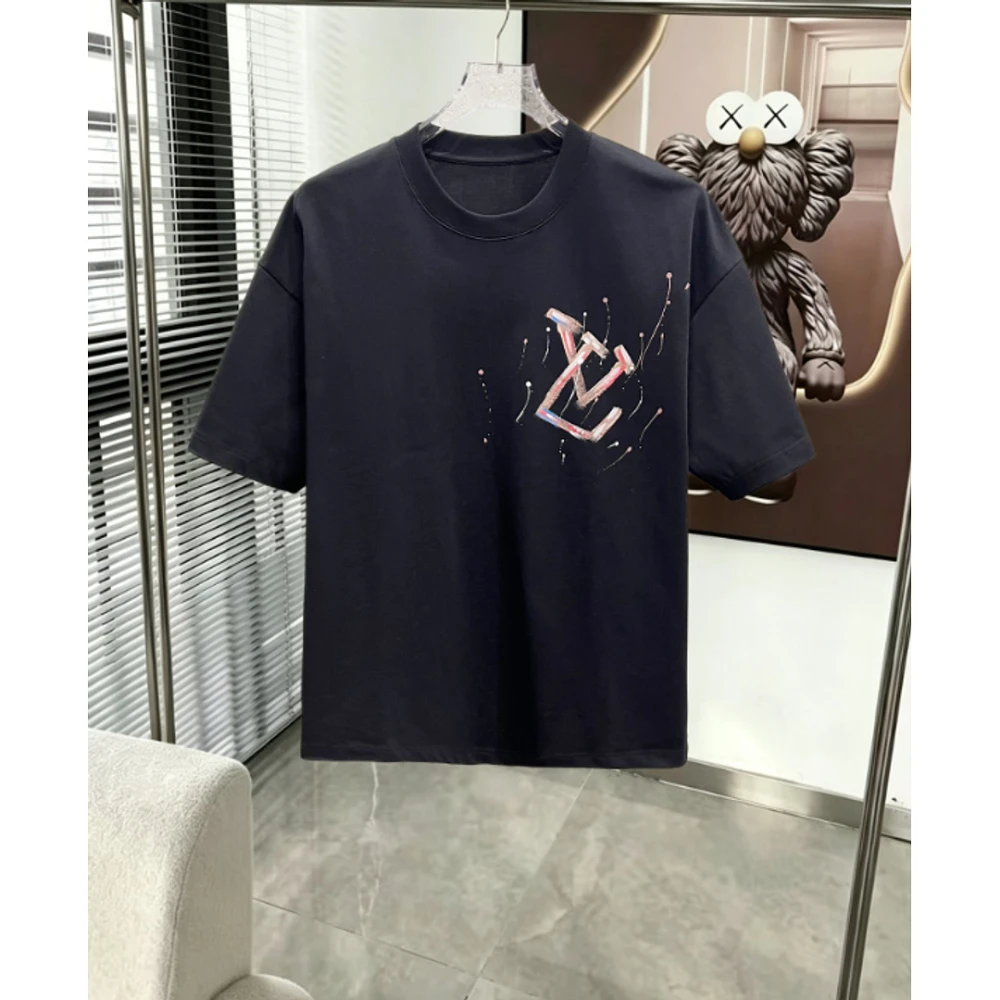 LV Hand-Painted T-Shirt 044 / Black - image