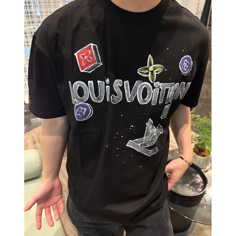 LV Hand-Painted T-Shirt 047 / Black - image