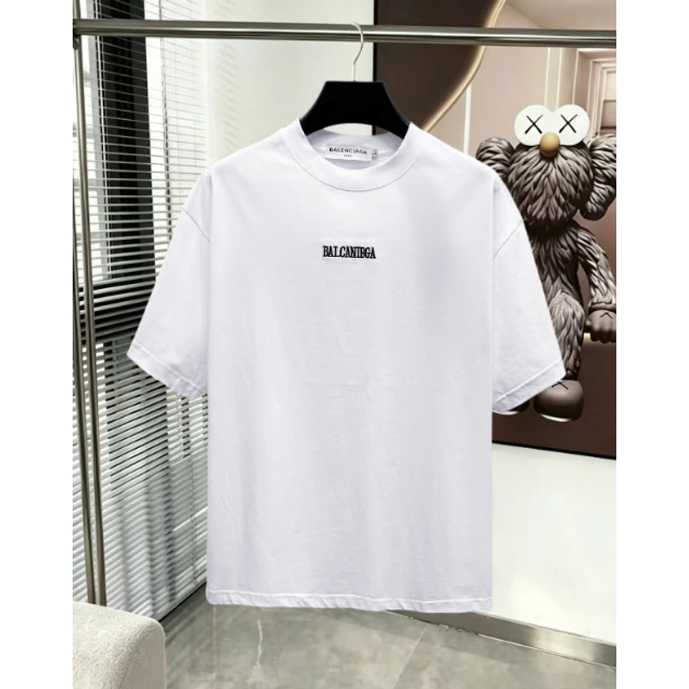 Model T-Shirt 075 / White - image