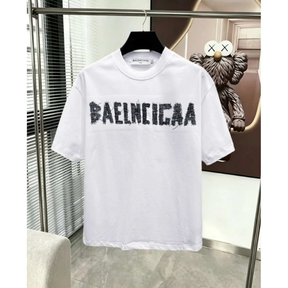 Model T-Shirt 081 / White - image