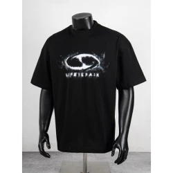 LIP Print T-Shirt / Black