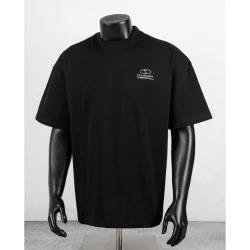LIP Print T-Shirt / Black