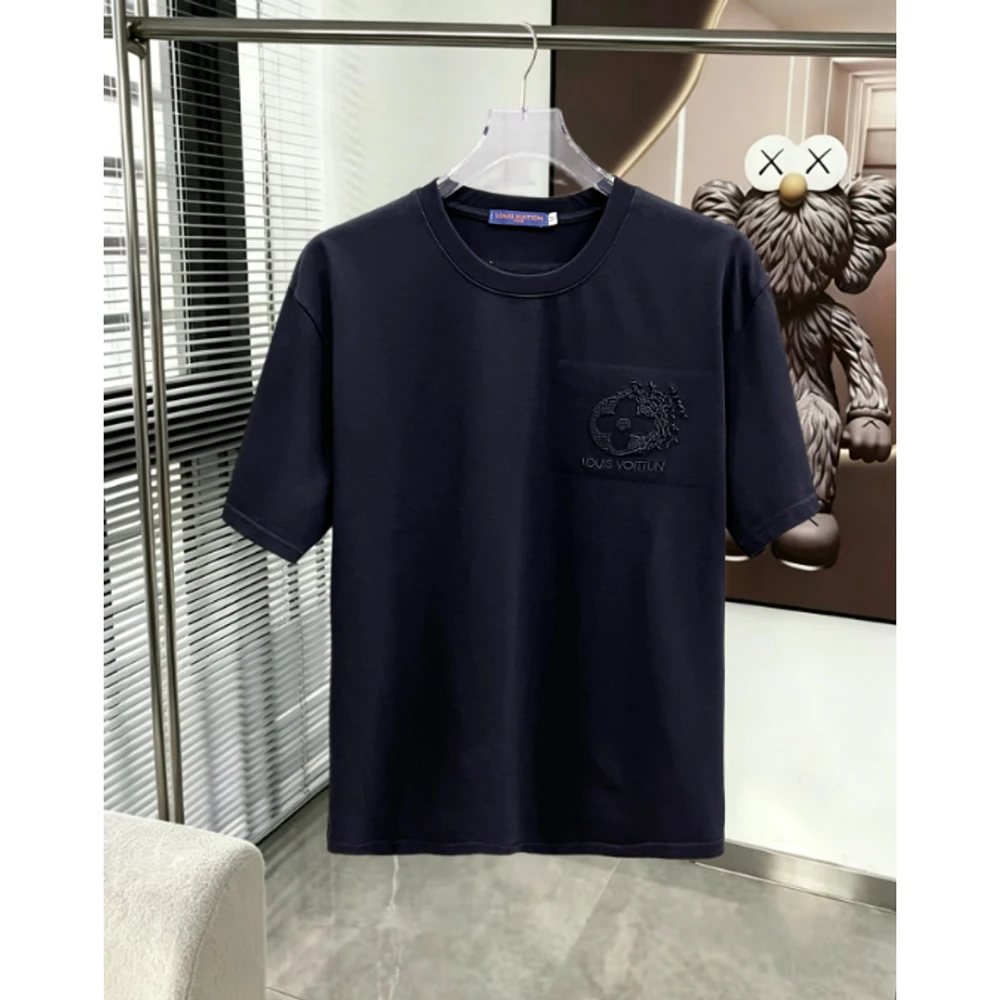Model T-Shirt 097 / Black - image
