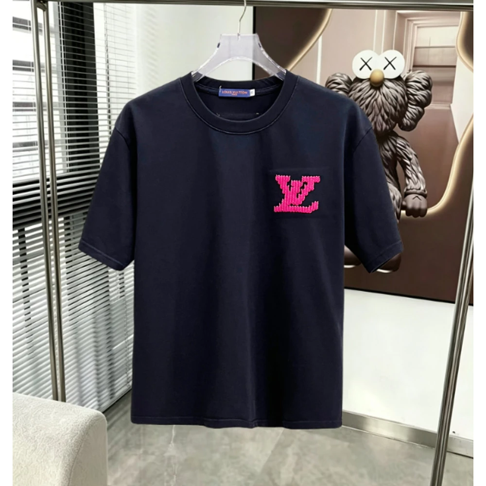 Model T-Shirt 108 / Black - image