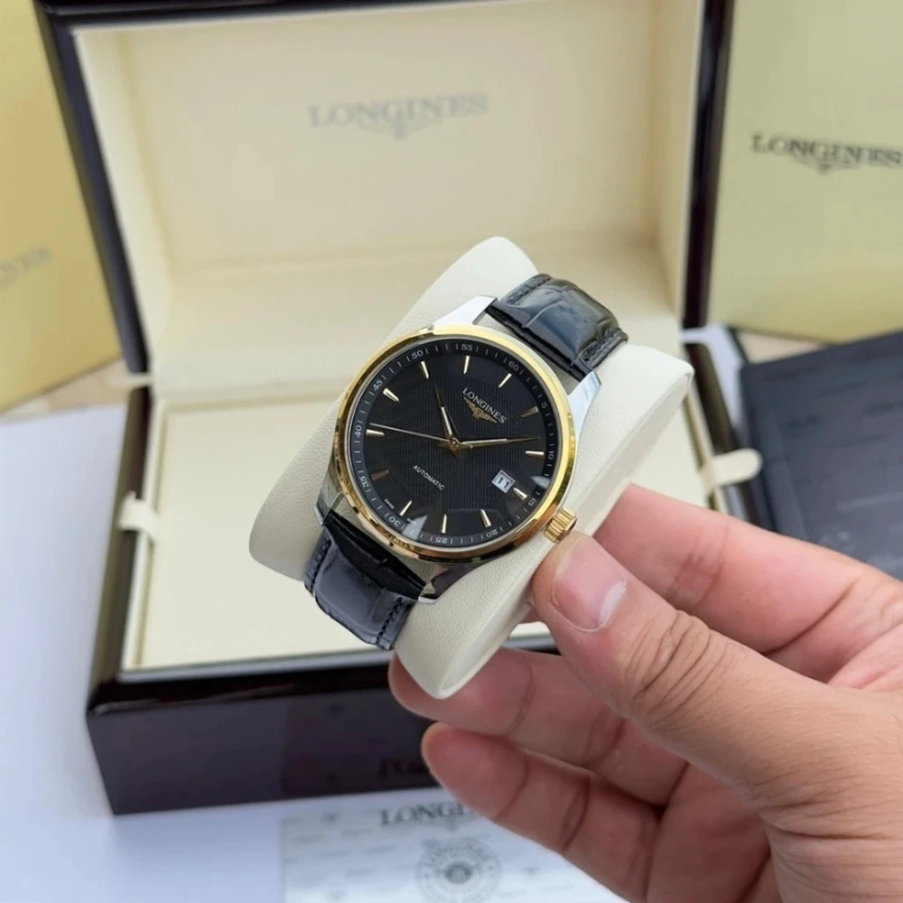 LNG Watch / Black & Gold - image