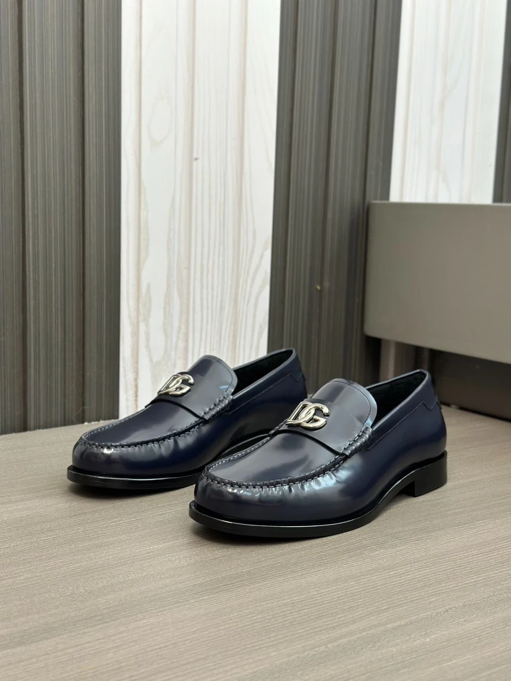 D&G Logo Loafer / Blue - image