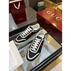 GG / Low-Top Sneaker / Black Grey