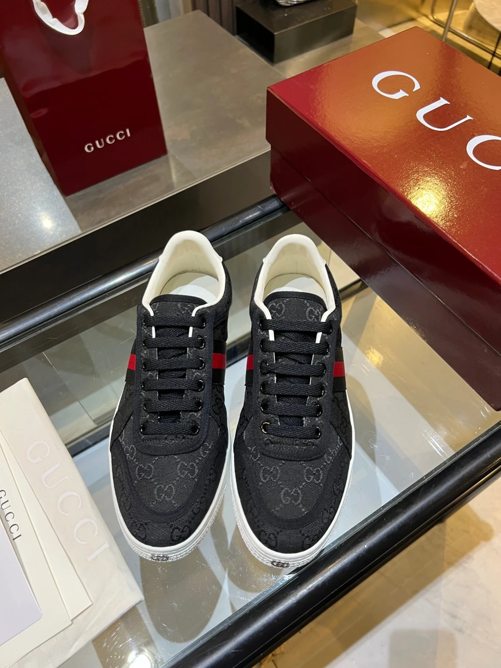 GG / Low-Top Sneaker / Black - image